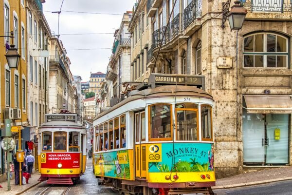 Meio de Transporte Público em Portugal: Formas de Deslocamento Para o Seu Passeio